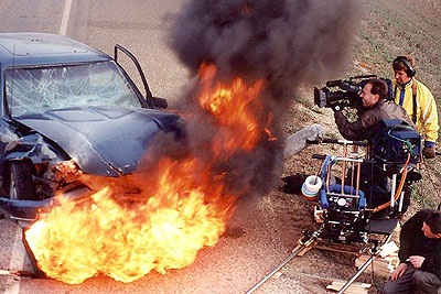 fire.jpg (57140 bytes)
